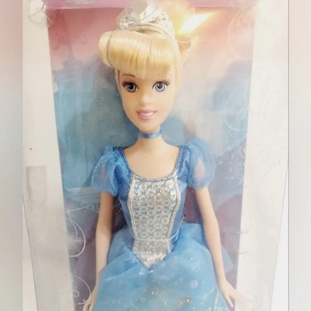 Mattel Disney Cinderella sparkling princess